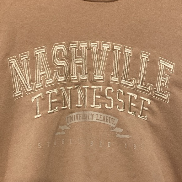Small Rue21 Nashville Tennessee University League Blush Soft Sweatshirt - Picture 2 of 10